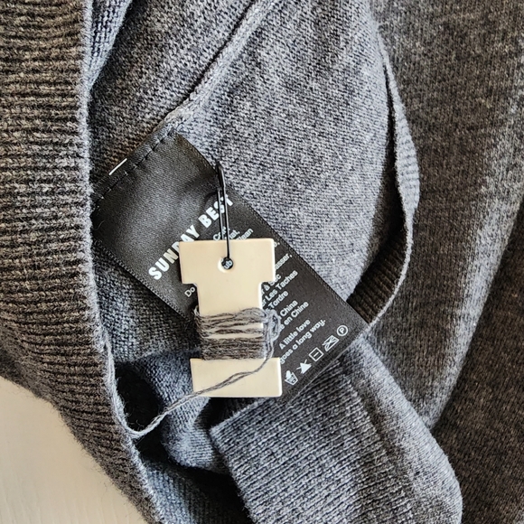 NWOT Sunday Best Apple Long Sleeve Knit - Picture 6 of 7